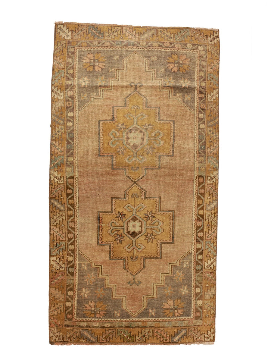 HANDMADE TURKISH VINTAGE RUG