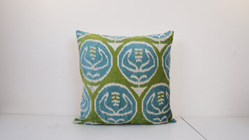 Ikat Velvet Pillow Cover, 20'' x 20'' , İkat Velvet Square Pillow,