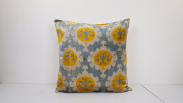 Ikat Velvet Pillow Cover, 20'' x 20'' , İkat Velvet Square Pillow,
