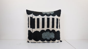Ikat Velvet Pillow Cover, 20'' x 20'' , İkat Velvet Square Pillow,