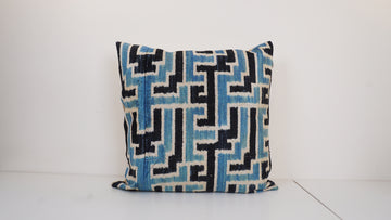 Ikat Velvet Pillow Cover, 20'' x 20'' , İkat Velvet Square Pillow,