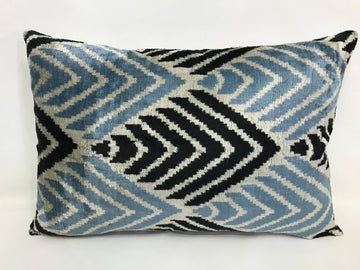 İkat Velvet Pillow Cover, 16'' x 24'' ,  Ikat Velvet Pıllow Cover