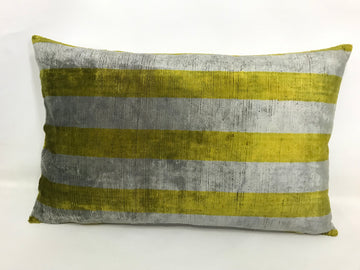 İkat Velvet Pillow Cover, 16'' x 24'' ,  Ikat Velvet Pıllow Cover